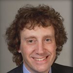 Medical school teacher honoured with teaching excellence award